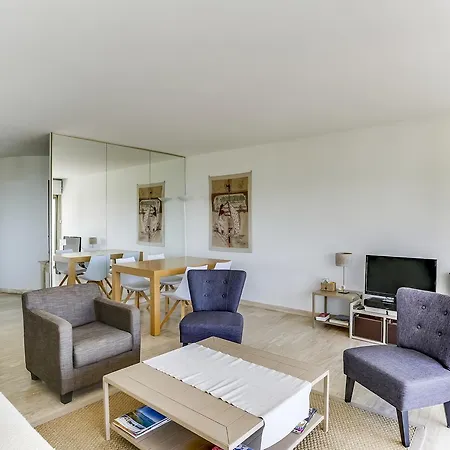 Apartment Leader Boulevard Flat With Terrace By Guestready *